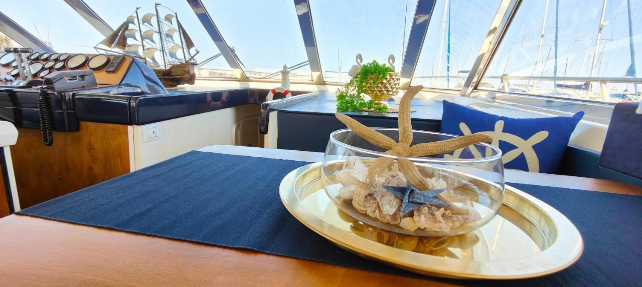 فندق Panaby - House Boat باليرمو المظهر الخارجي الصورة