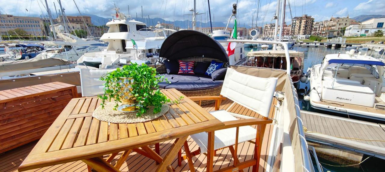 فندق Panaby - House Boat باليرمو المظهر الخارجي الصورة